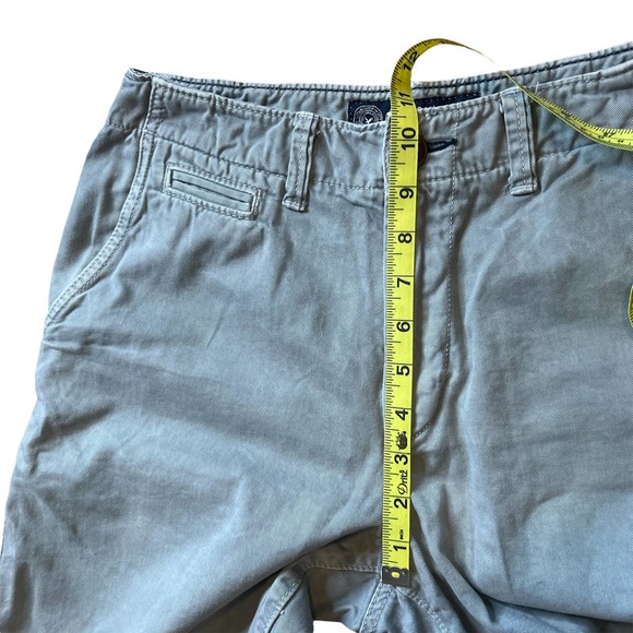 AMERICAN EAGLE OUTFITTERS Classic Mid Rise Tan Khaki Twill Shorts, size 28" - Picture 6 of 10